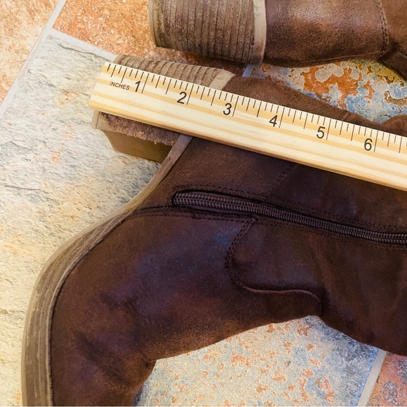 👢Wonderful Mia Genuine Distressed Leather Brown Chunky Heel Knee High Boots! - Picture 11 of 13